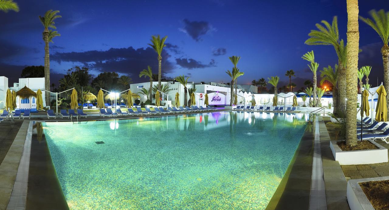 Hari Club Beach Resort Aghir ภายนอก รูปภาพ