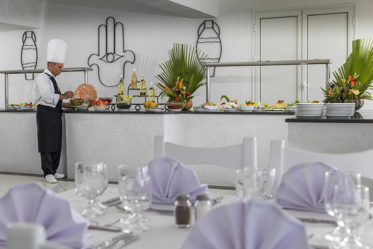 Hari Club Beach Resort Aghir ภายนอก รูปภาพ